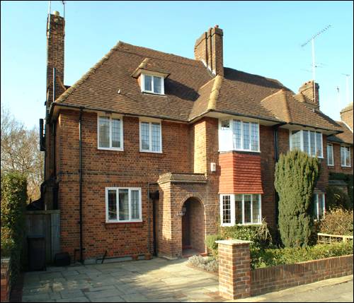 09 Rotherwick Road